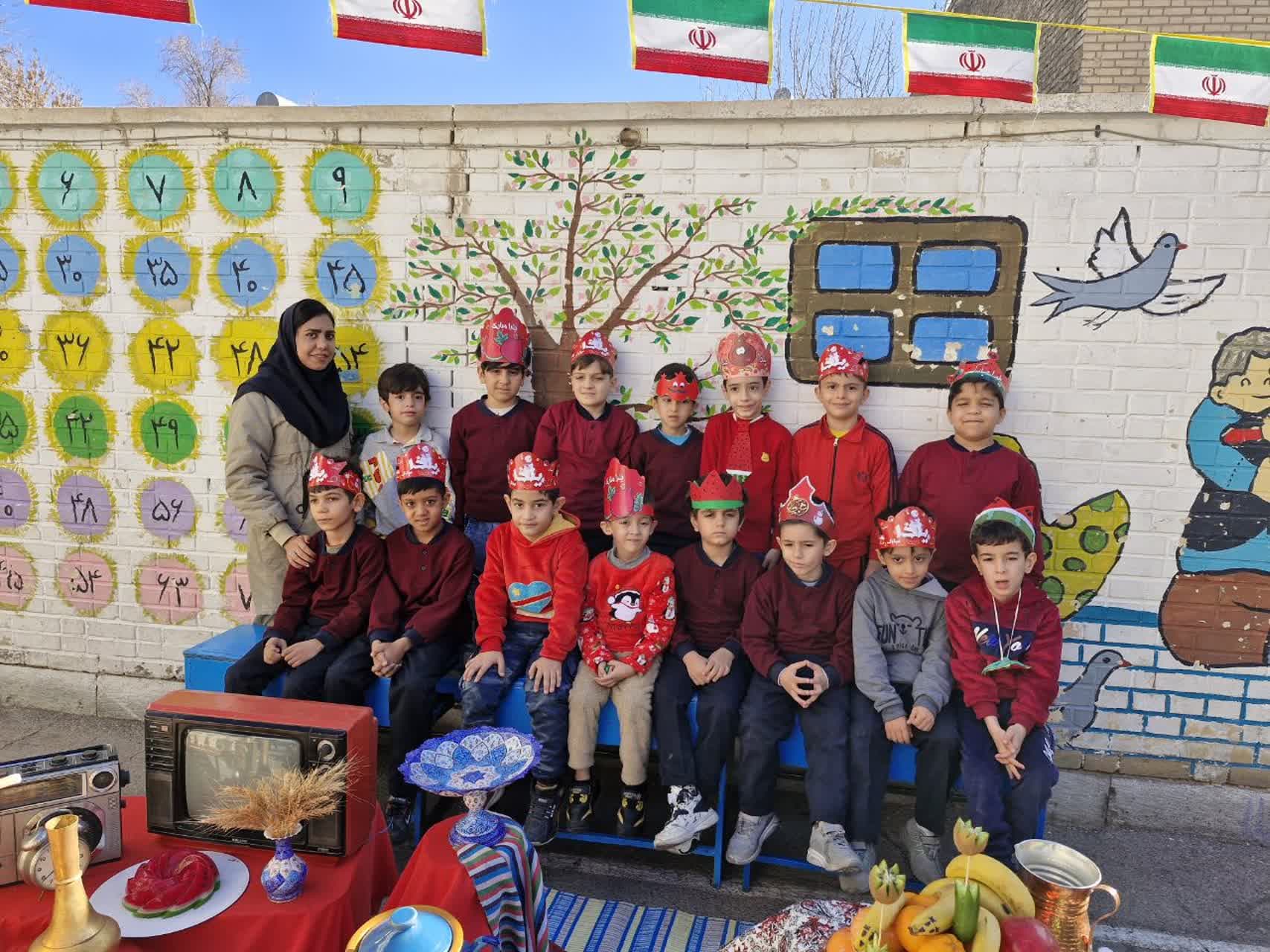 جشن دبستان غیر دولتی یاسر